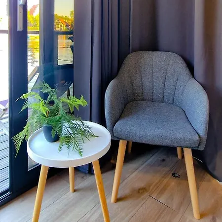 Apartament Dom Na Wodzie Lamare Tiny Boat *